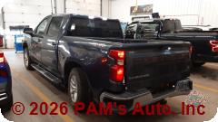 Vehicle photo 4