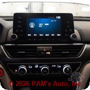 Vehicle photo 10