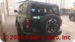 Vehicle photo 4