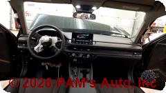 Vehicle photo 11