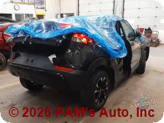 Vehicle photo 3