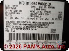 Vehicle photo 13