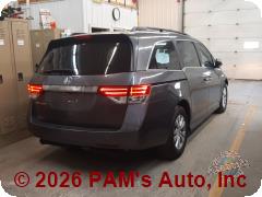 Vehicle photo 3
