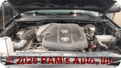 Vehicle photo 12