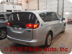 Vehicle photo 3