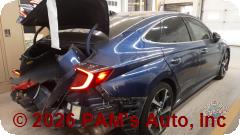 Vehicle photo 3