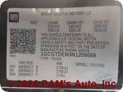 Vehicle photo 13