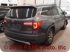 Vehicle photo 3