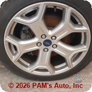 Vehicle photo 6