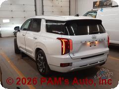 Vehicle photo 4