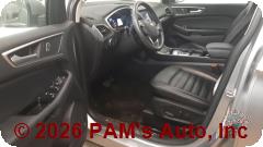 Vehicle photo 7