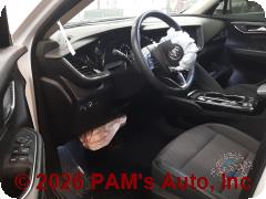 Vehicle photo 7