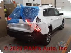Vehicle photo 3