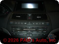 Vehicle photo 8
