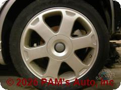 Vehicle photo 5