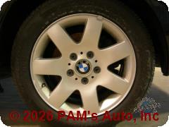 Vehicle photo 5