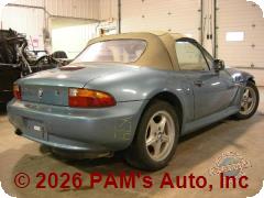Vehicle photo 3