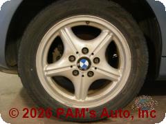 Vehicle photo 5