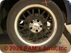 Vehicle photo 5