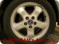 Vehicle photo 5
