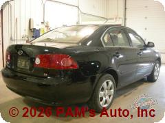 Vehicle photo 3