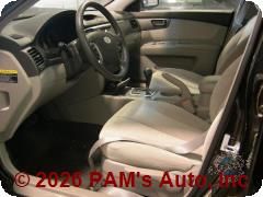Vehicle photo 6