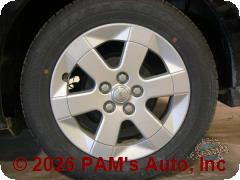Vehicle photo 5