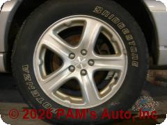 Vehicle photo 5