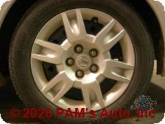 Vehicle photo 5