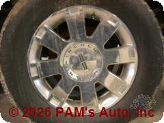 Vehicle photo 5