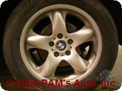 Vehicle photo 5
