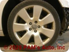 Vehicle photo 5