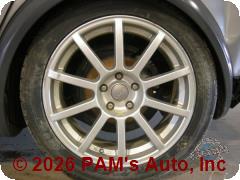 Vehicle photo 5