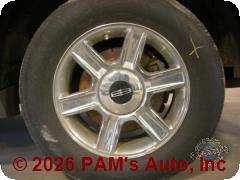 Vehicle photo 5