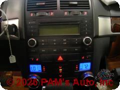 Vehicle photo 8