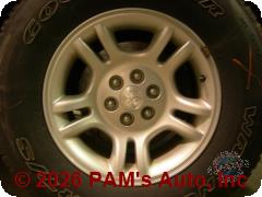 Vehicle photo 5