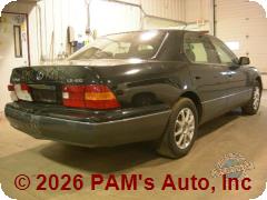 Vehicle photo 3