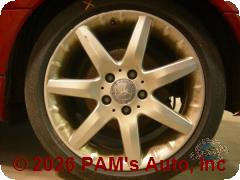 Vehicle photo 5