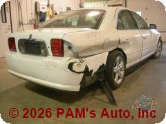 Vehicle photo 3