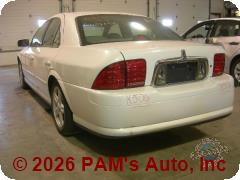 Vehicle photo 4