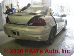Vehicle photo 3