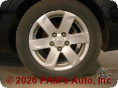 Vehicle photo 5