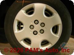 Vehicle photo 5