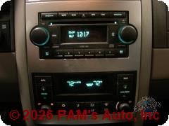Vehicle photo 8