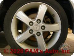 Vehicle photo 5