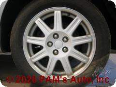 Vehicle photo 5