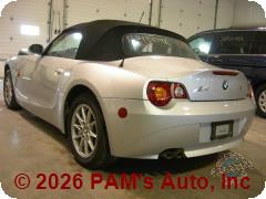 Vehicle photo 4