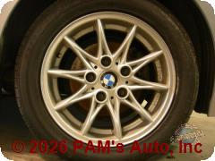 Vehicle photo 5