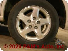 Vehicle photo 5
