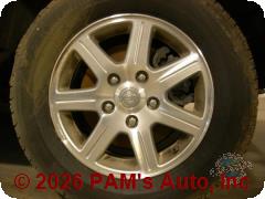 Vehicle photo 5